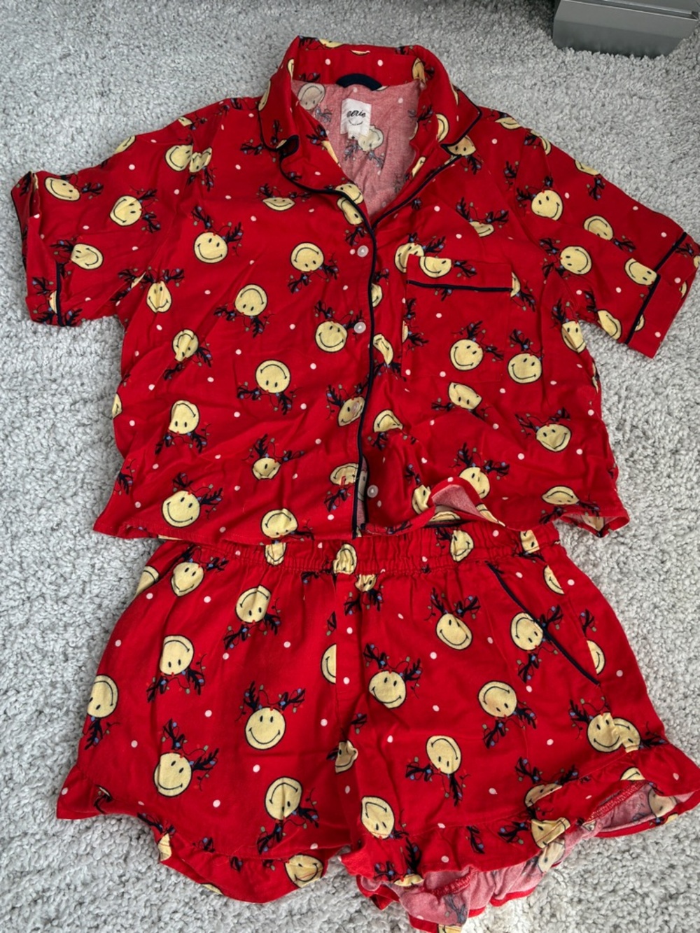 Aerie Red Smiley Face Pajama Set Womens Size Small/Medium